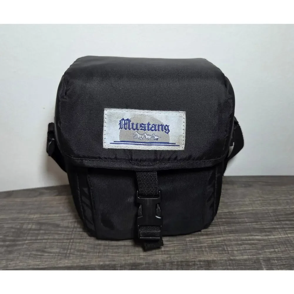 Polaroid Vintage Blue 600 Round Instant Film Camera With Manual & Carrying Bag